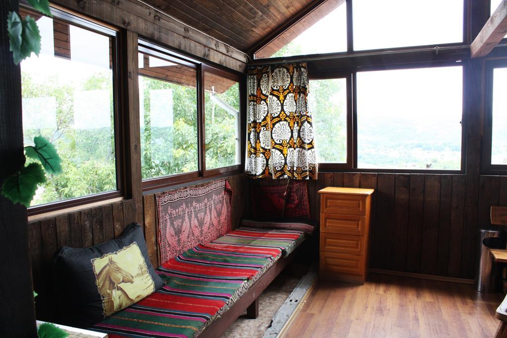 Hikers Hostel Veliko Tărnovo Exteriör bild