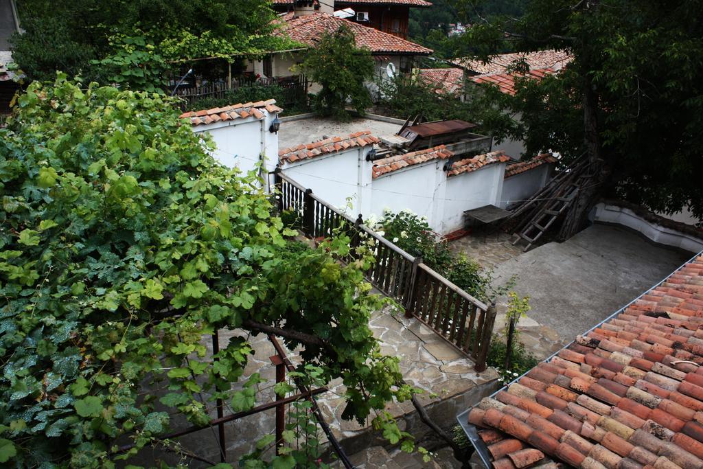 Hikers Hostel Veliko Tărnovo Exteriör bild