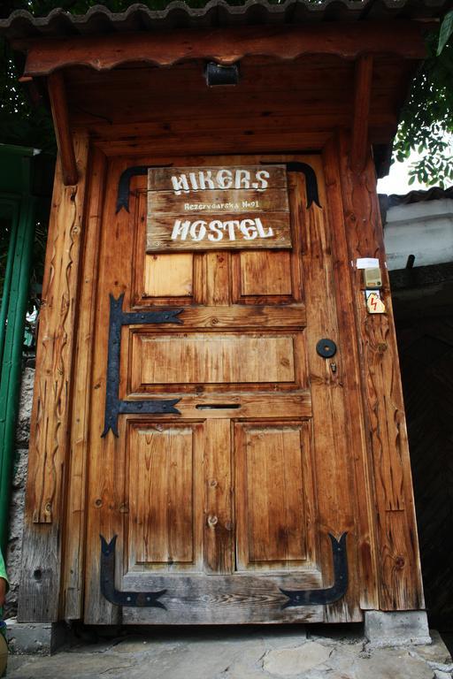Hikers Hostel Veliko Tărnovo Exteriör bild