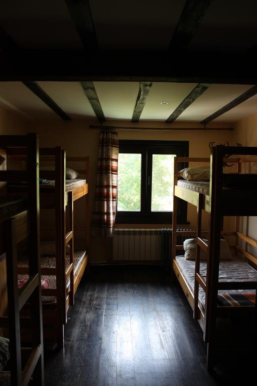 Hikers Hostel Veliko Tărnovo Rum bild